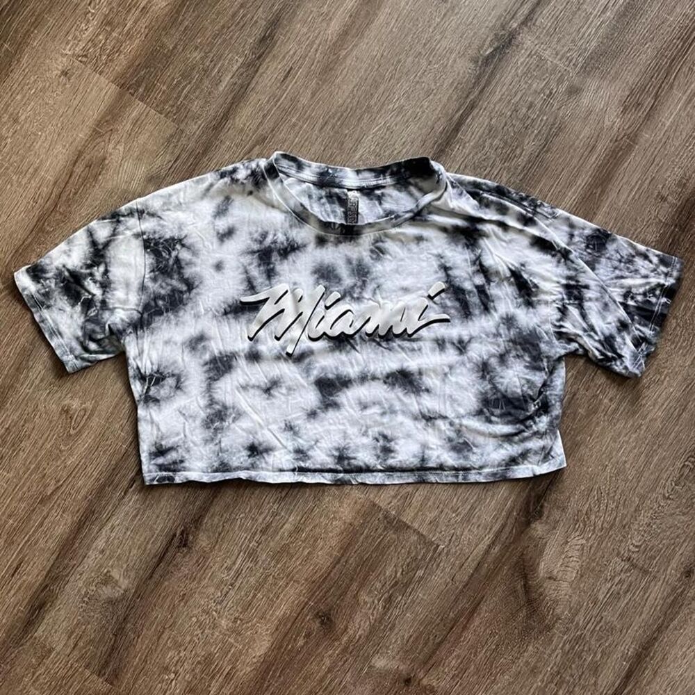 Surf-style Miami Crop top